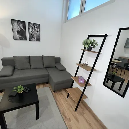 10c 40qm Wi-fi Free Parking Calm Back House