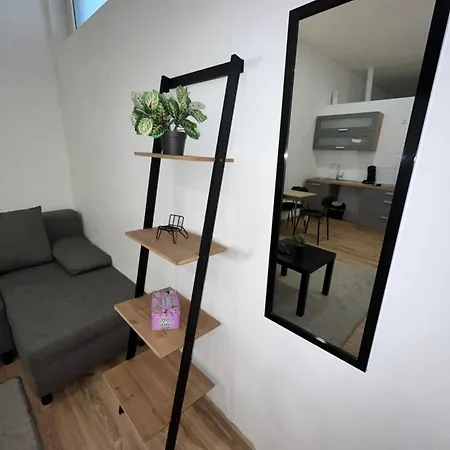 アパート 10c 40qm Wi-fi Free Parking Calm Back House