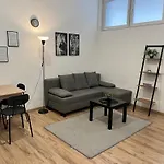 10c 40qm Wi-fi Free Parking Calm Back House