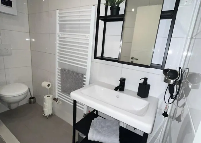 Appartement 10c 40qm Wi-fi Free Parking Calm Back House